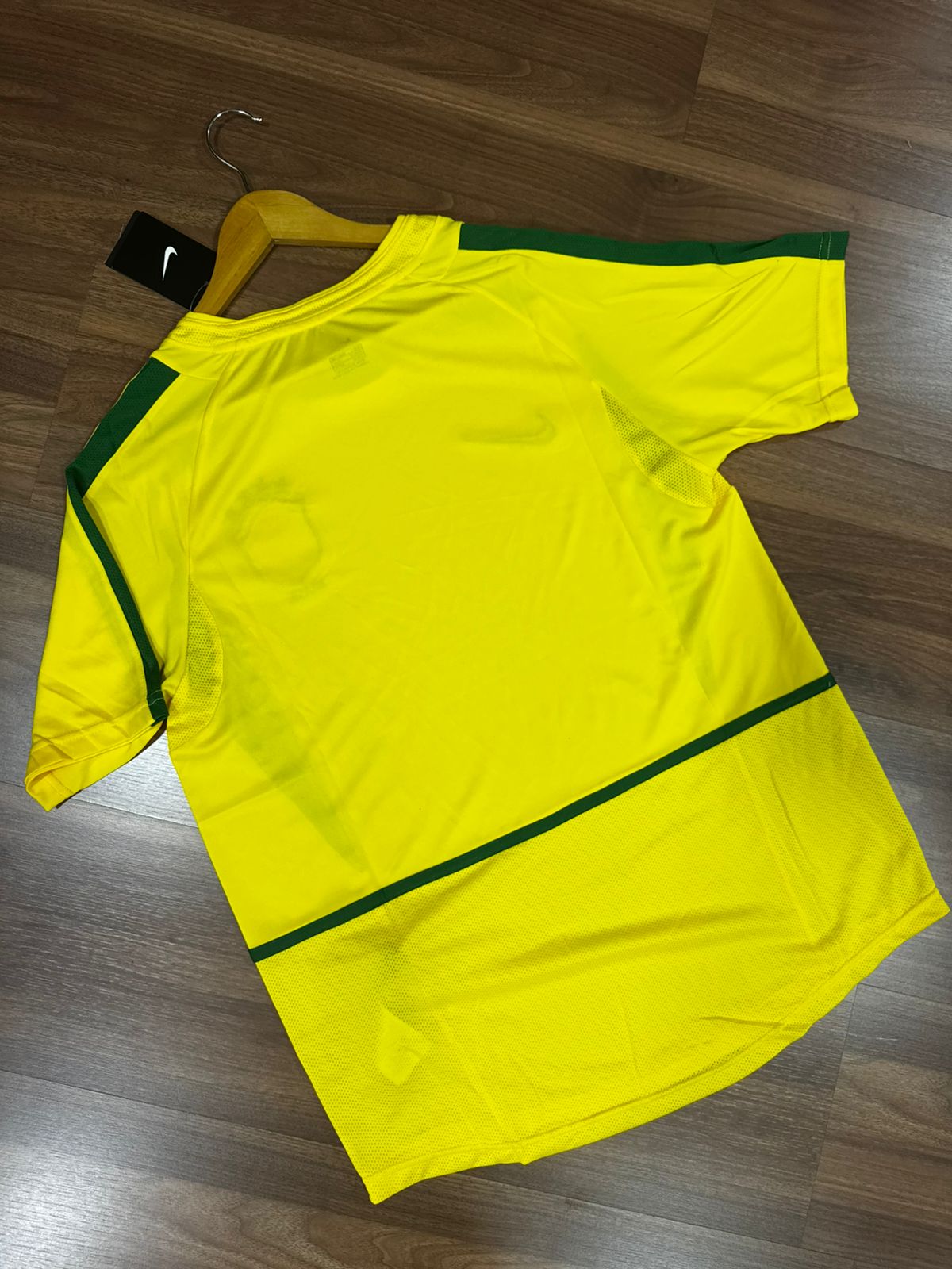 Camisa Retrô Seleção do Brasil 2002 Nike Amarelo