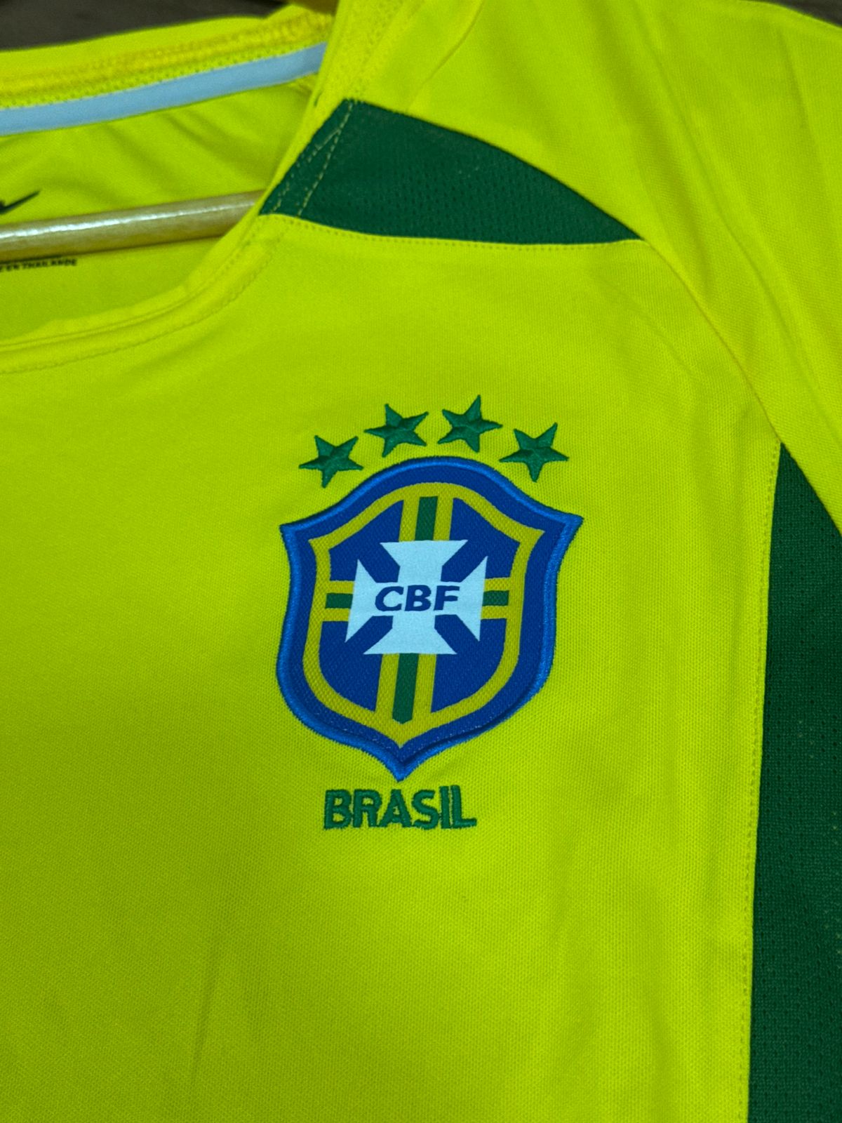 Camisa Retrô Seleção do Brasil 2002 Nike Amarelo