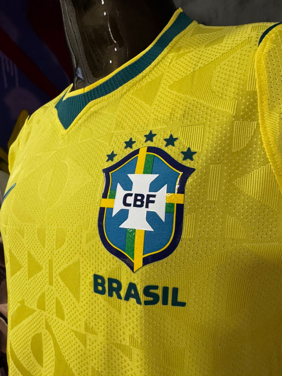 Brasil I 2026/27 Modelo Jogador Nike Amarela