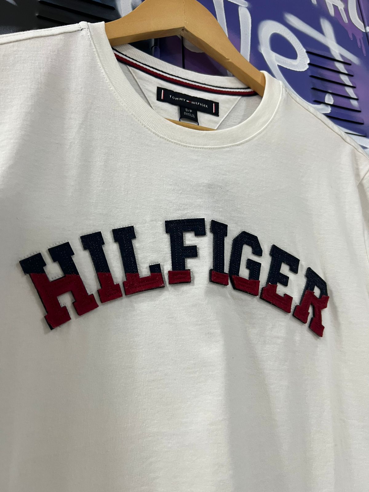 Camiseta Linha Griff Tommy Branco