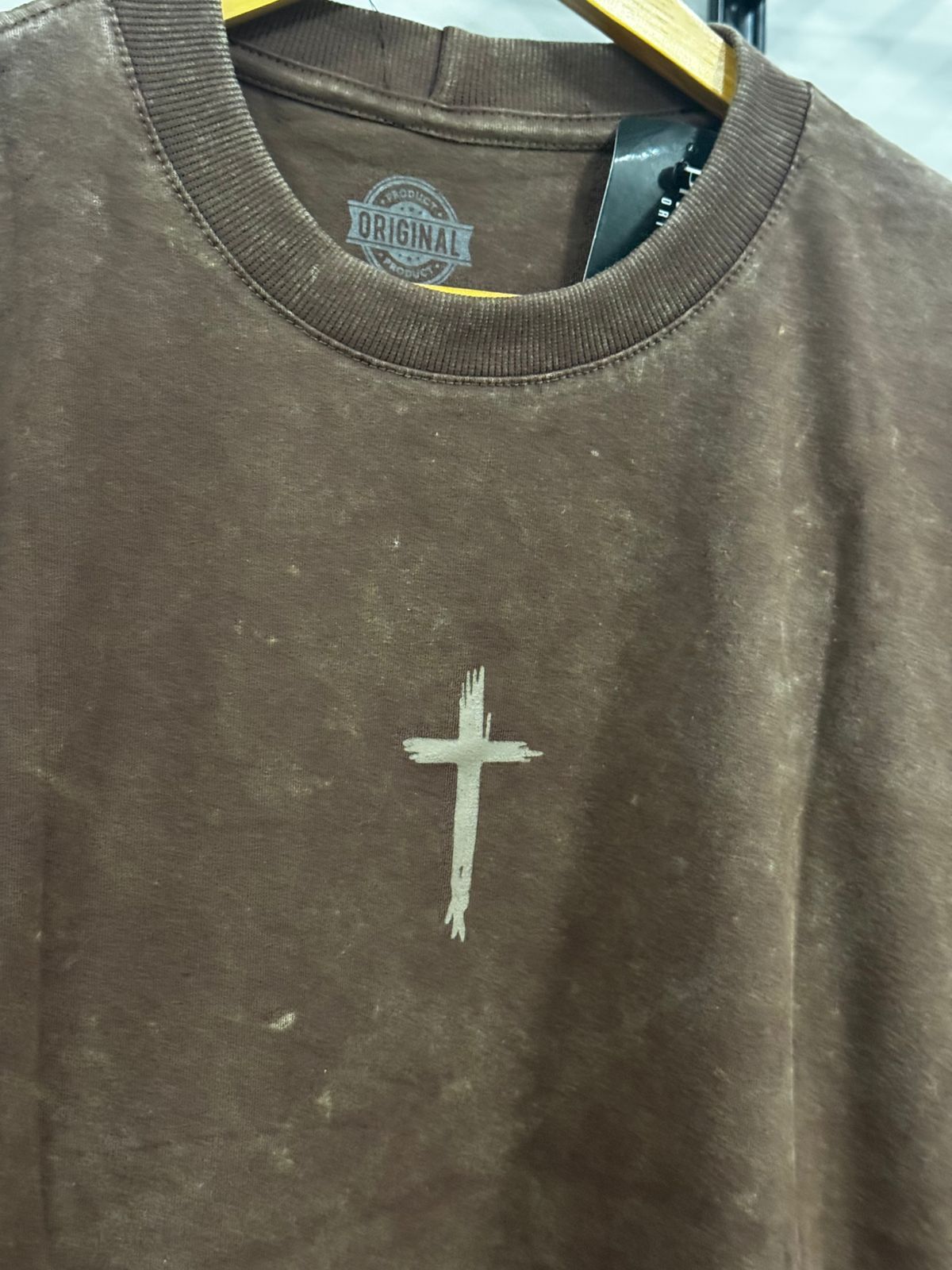 Camiseta Overzise Linha Cristã Marrom