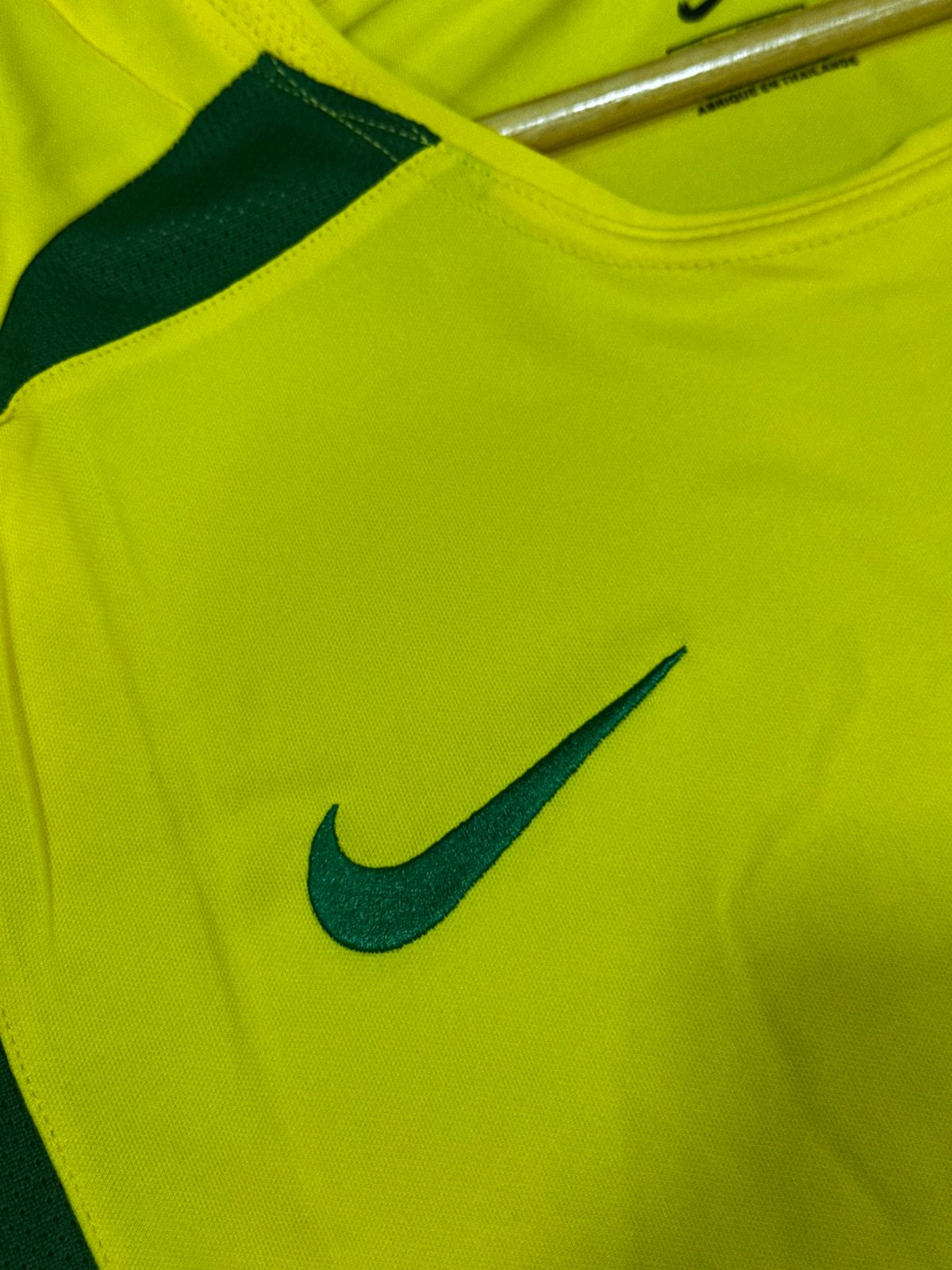 Camisa Retrô Seleção do Brasil 2002 Nike Amarelo