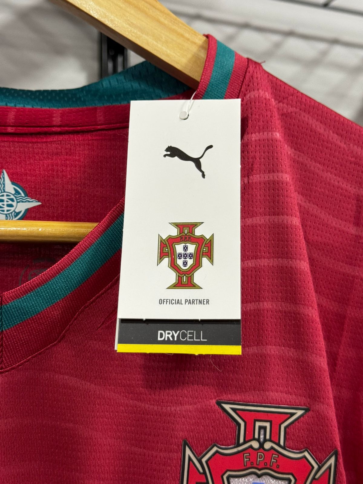 Camisa Portugal I 26/27 Puma Vermelha