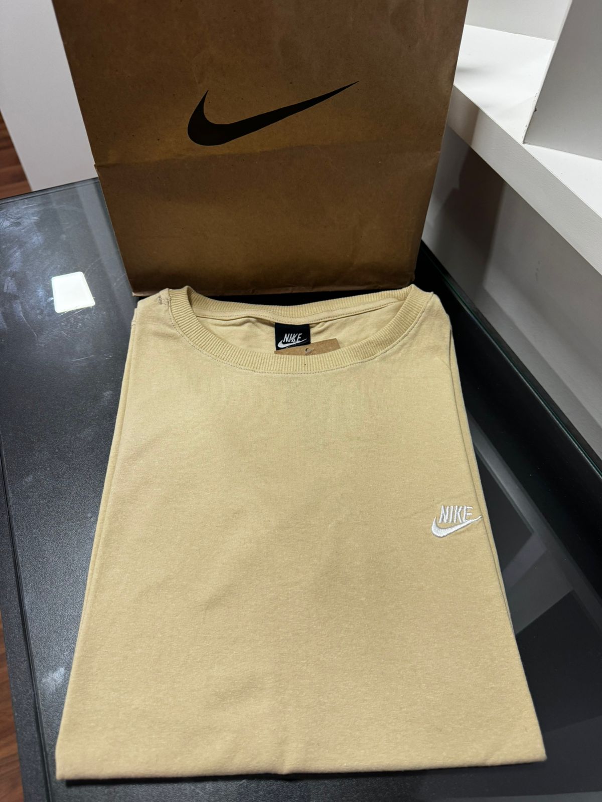 Linha strech americana Nike Bege