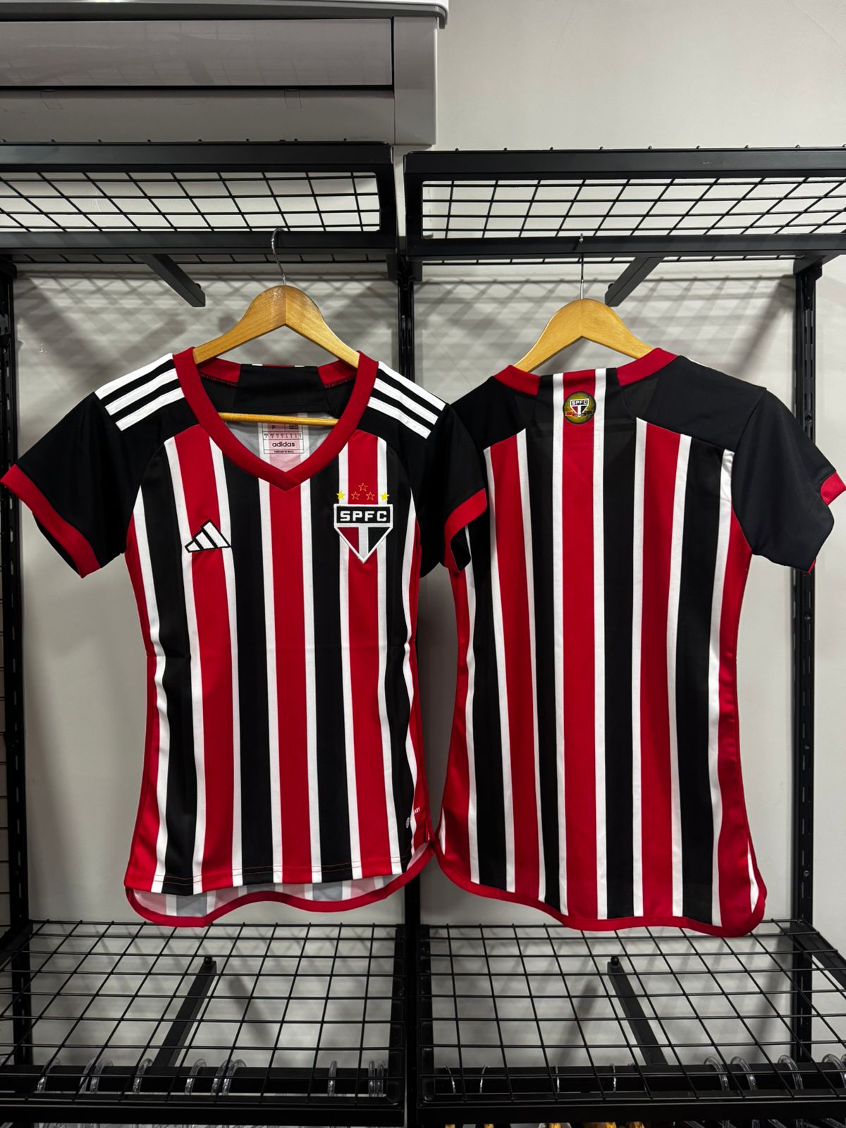 São Paulo II 23/24 Feminina Adidas Vermelha
