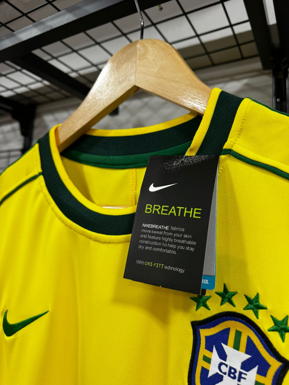 Camisa Retrô Seleção Brasil 1998 Nike Amarela