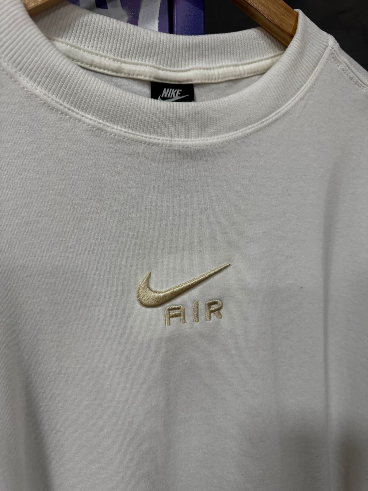 Camiseta Overzise Nike Off white