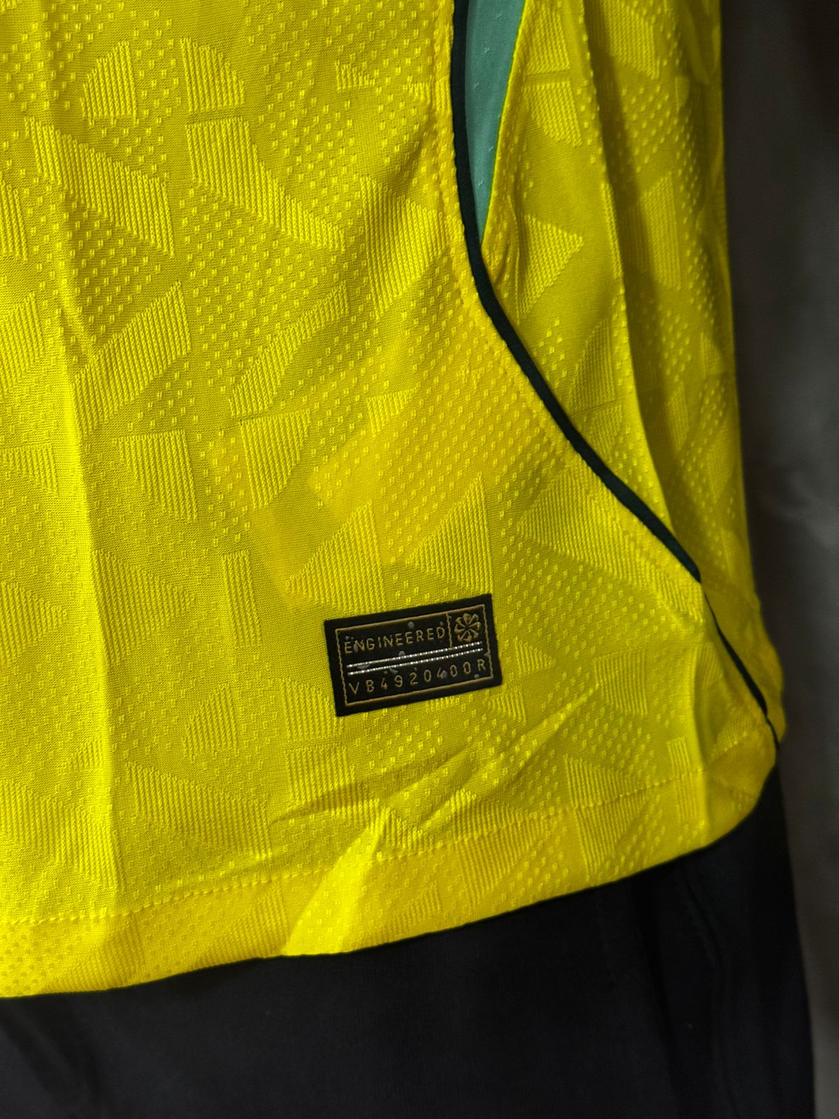 Brasil I 2026/27 Modelo Jogador Nike Amarela