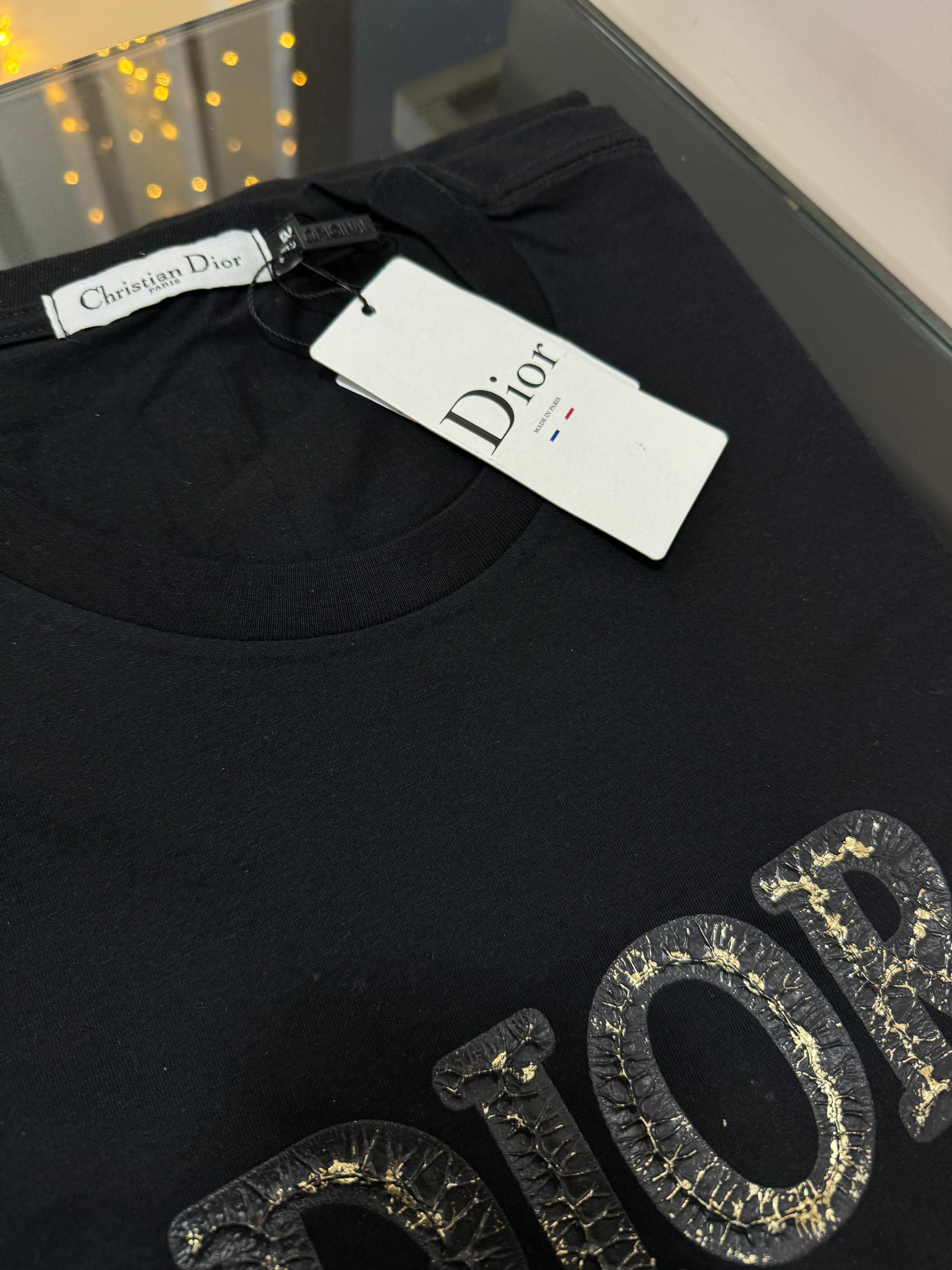 Camiseta Plus Size Dior Preto