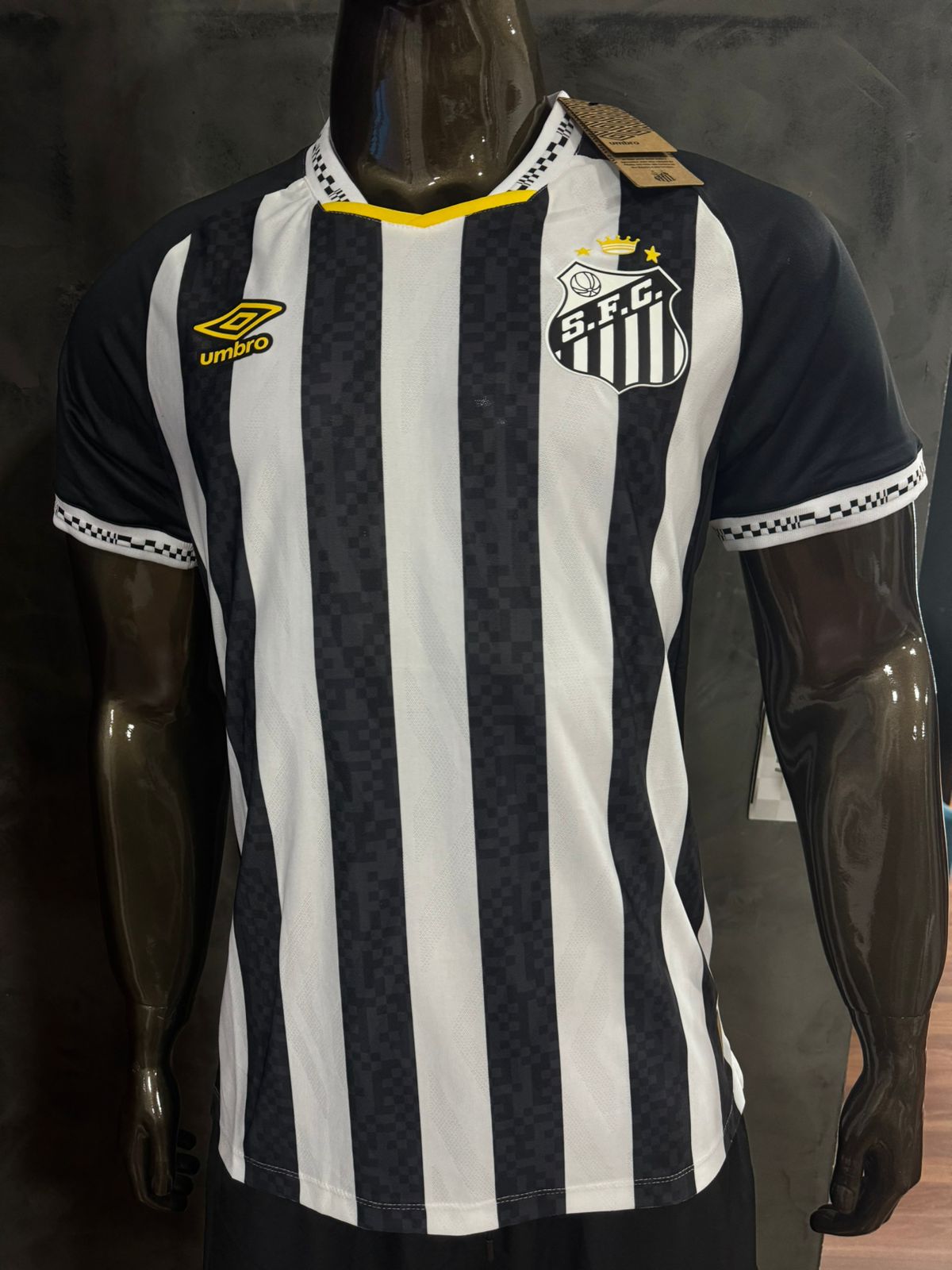 Modelo Jogador Santos II 2025/26 Umbro Preto