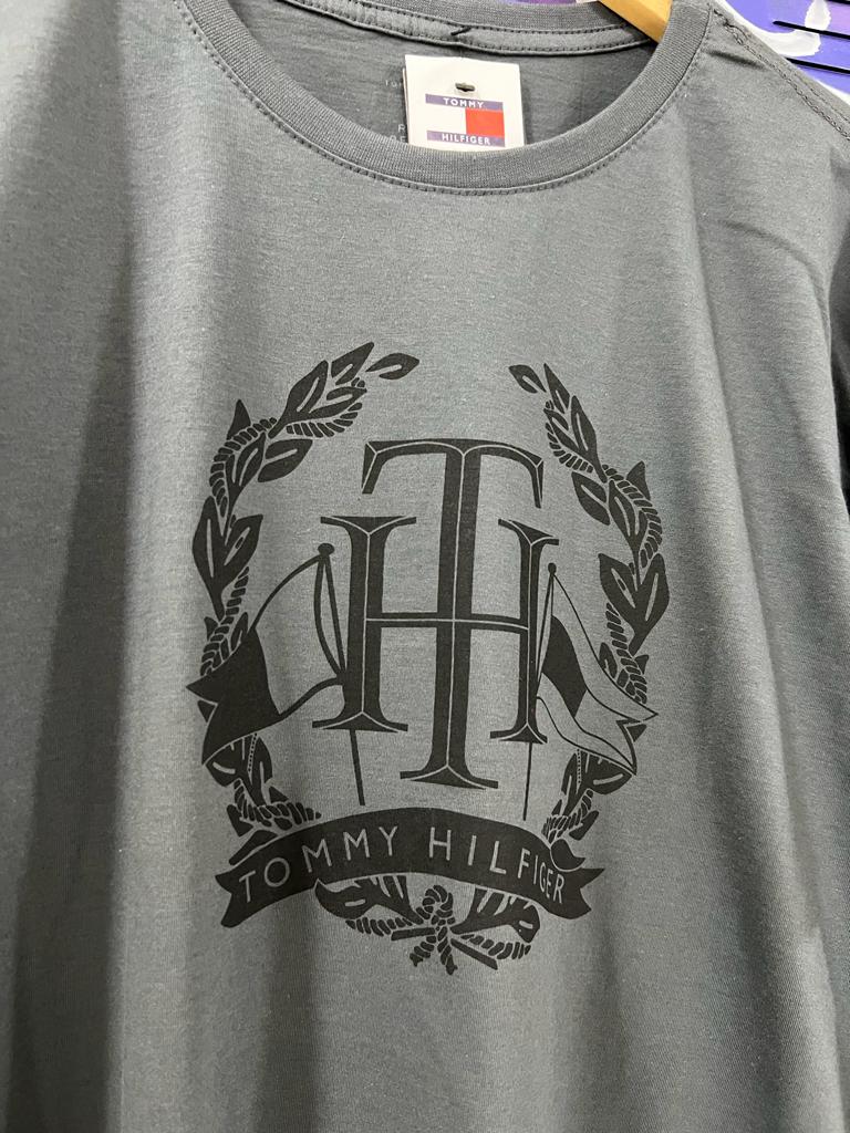 Camiseta Tommy Cinza