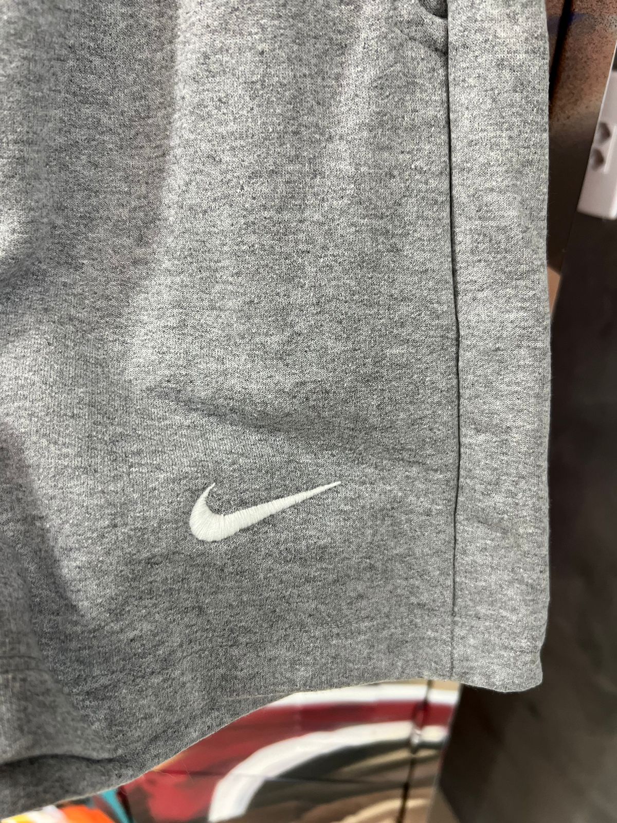 Bermuda Moletom Nike Cinza