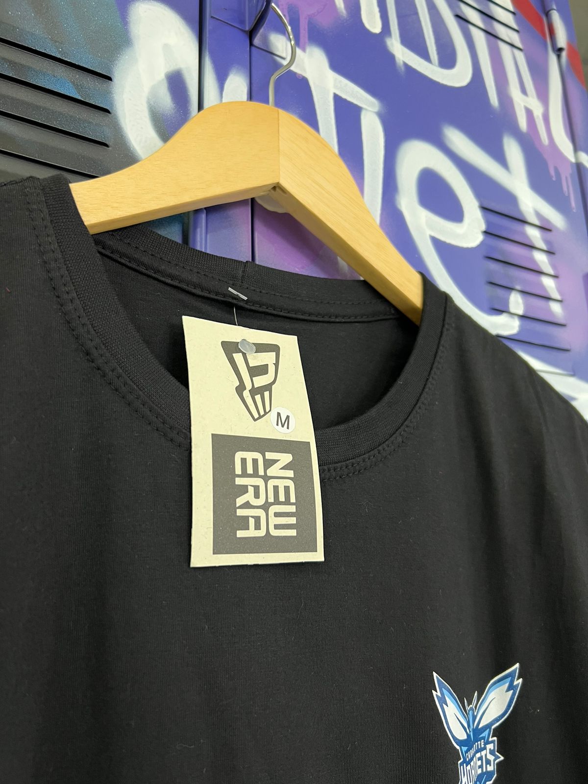 Camiseta New Era Preto