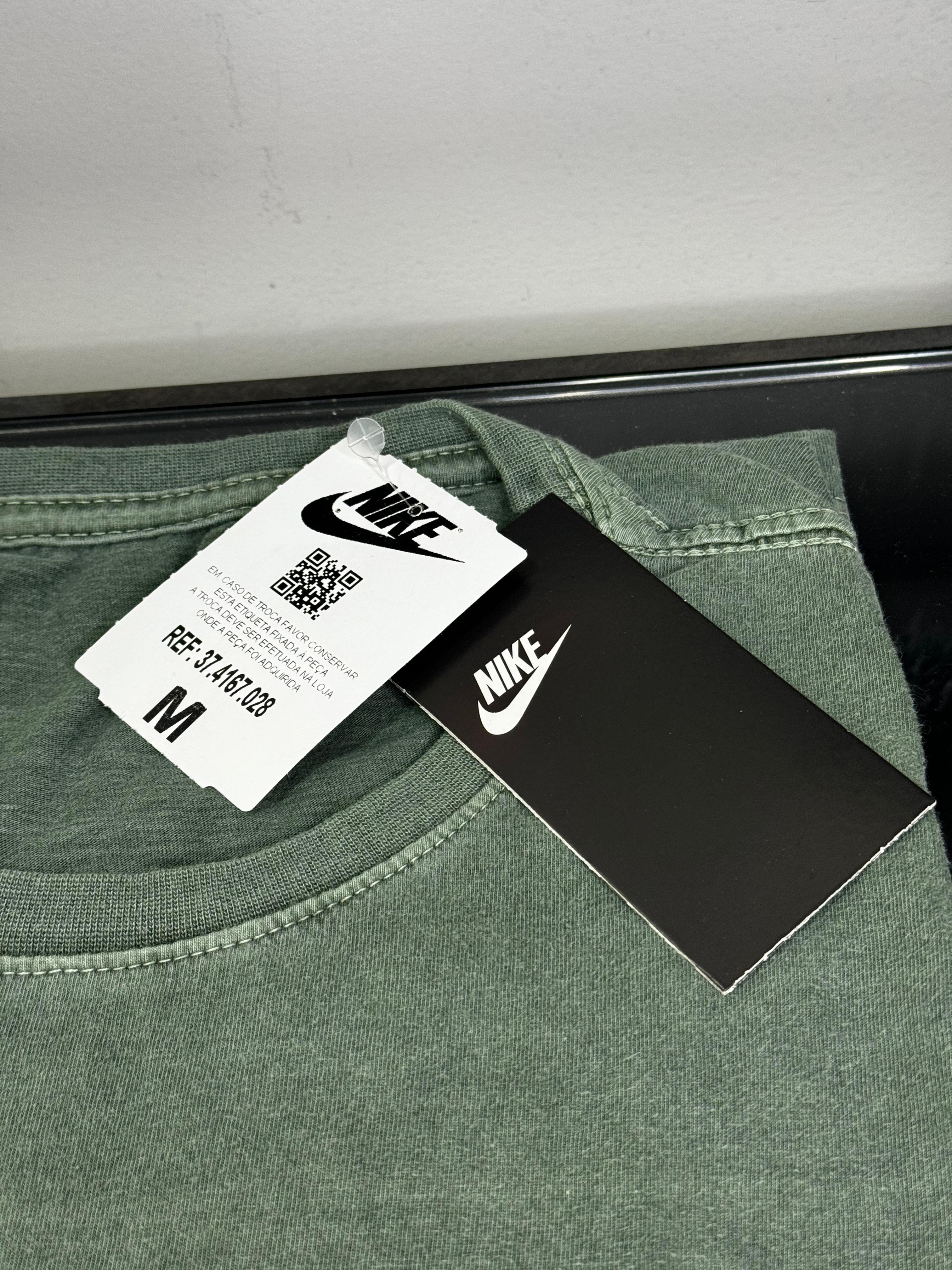 Camiseta Estonada Nike Verde
