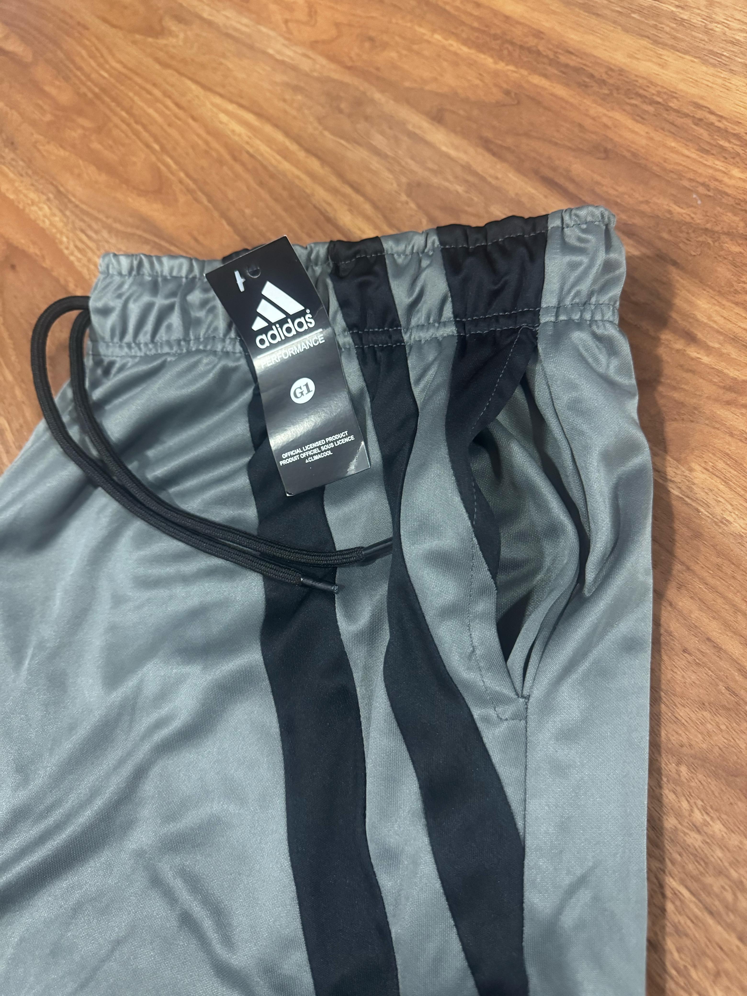 Bermuda Drifit Plus Size Adidas Cinza