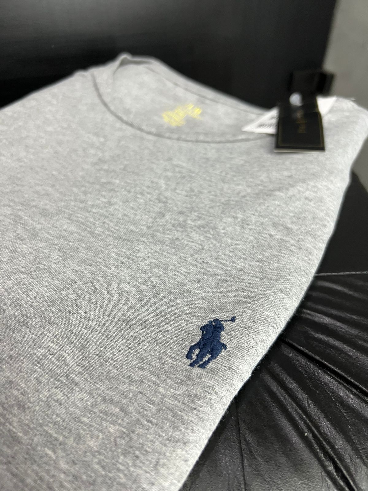 Camiseta Polo cinza