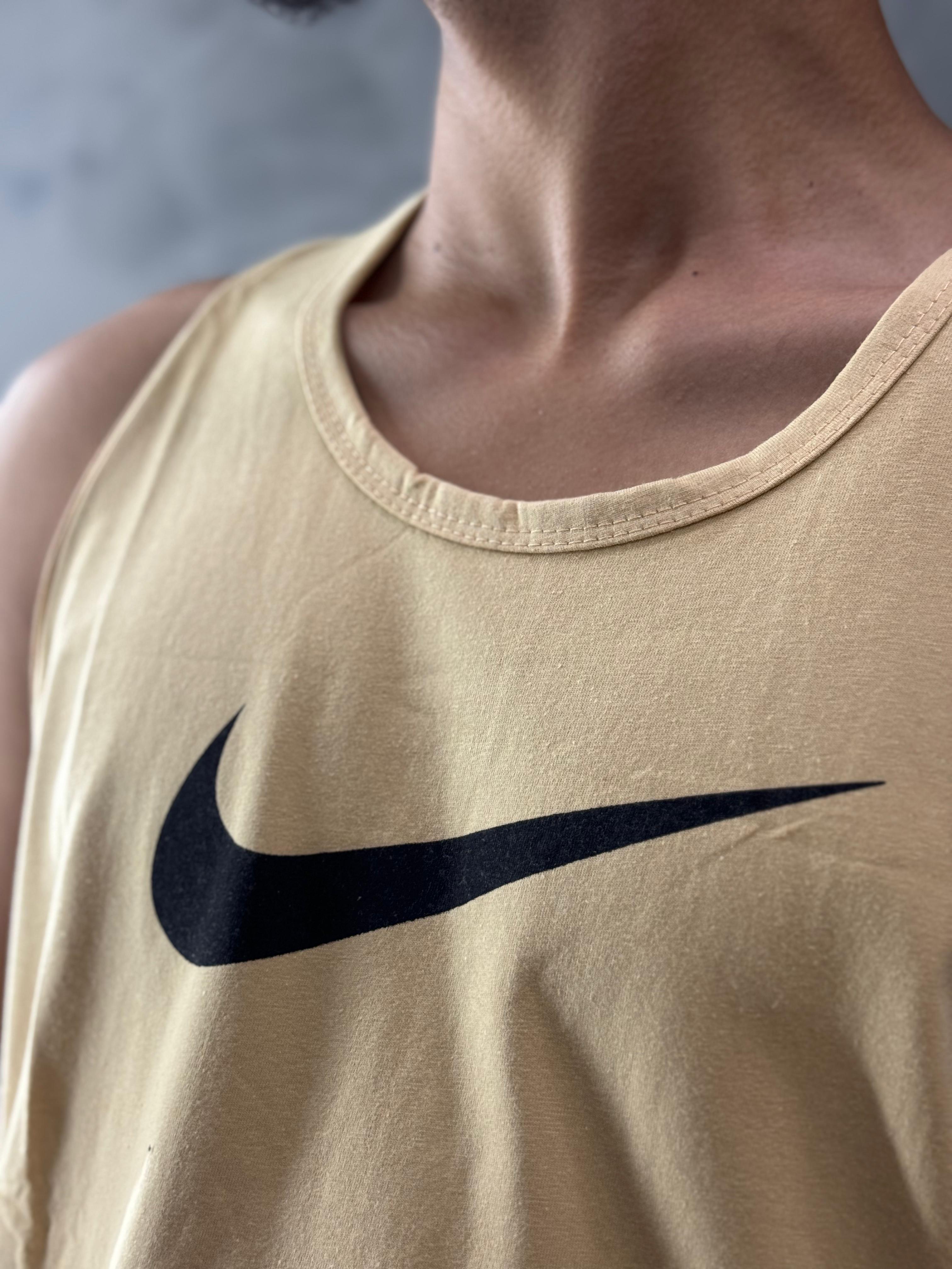 Regata Nike Marrom