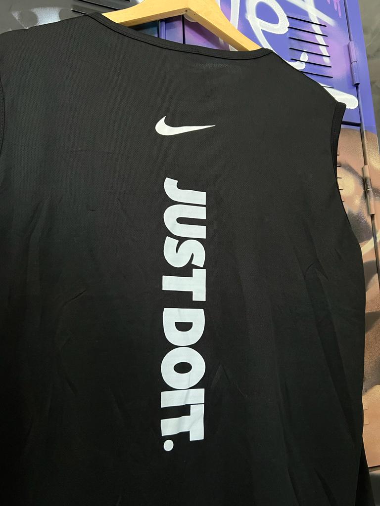 Regata Drifit Nike Preto