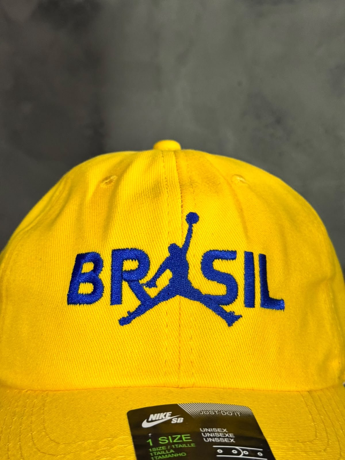 Boné do Brasil Nike Amarelo