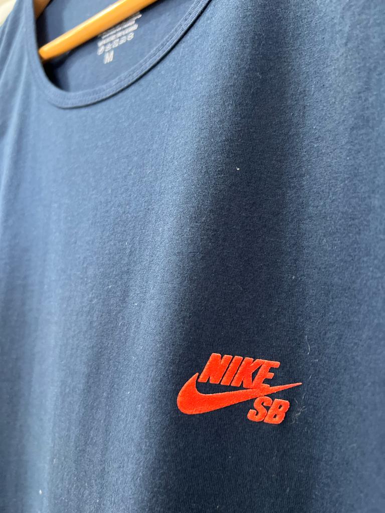 Regata Nike Azul