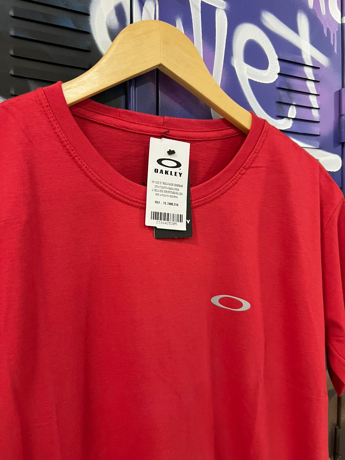 Camiseta Algodão Oakley Vermelha