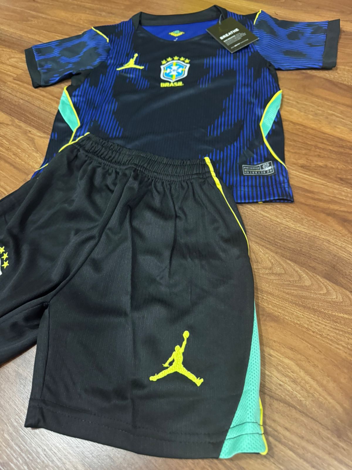 Conjunto Infantil Brasil II 2026/27 Jordan Azul