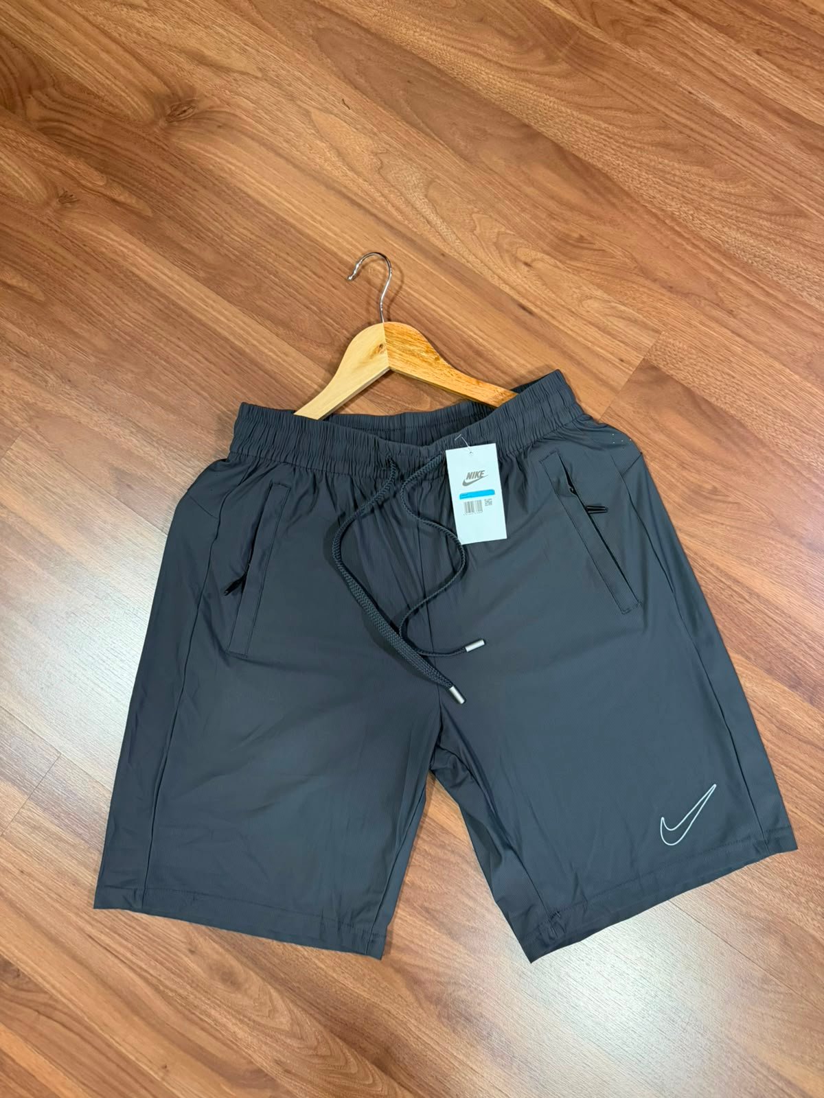 Bermuda Poliamida Nike Cinza