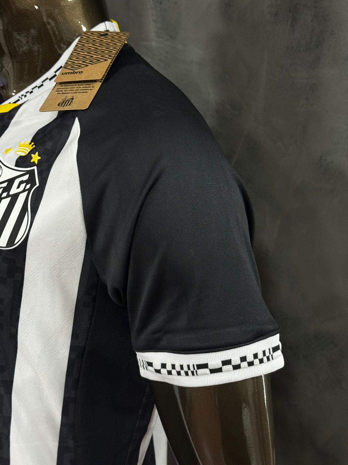 Modelo Jogador Santos II 2025/26 Umbro Preto