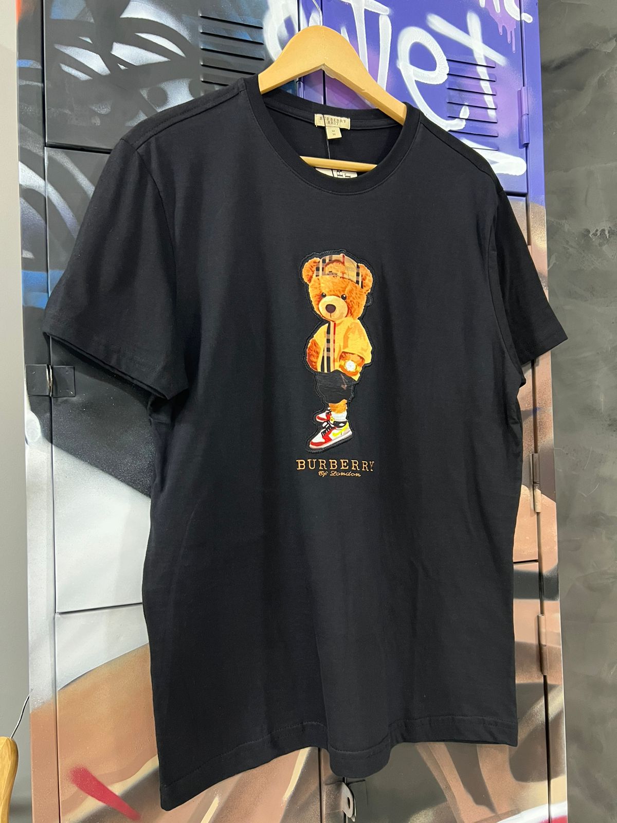 Camiseta Linha Griff Burberry Preto