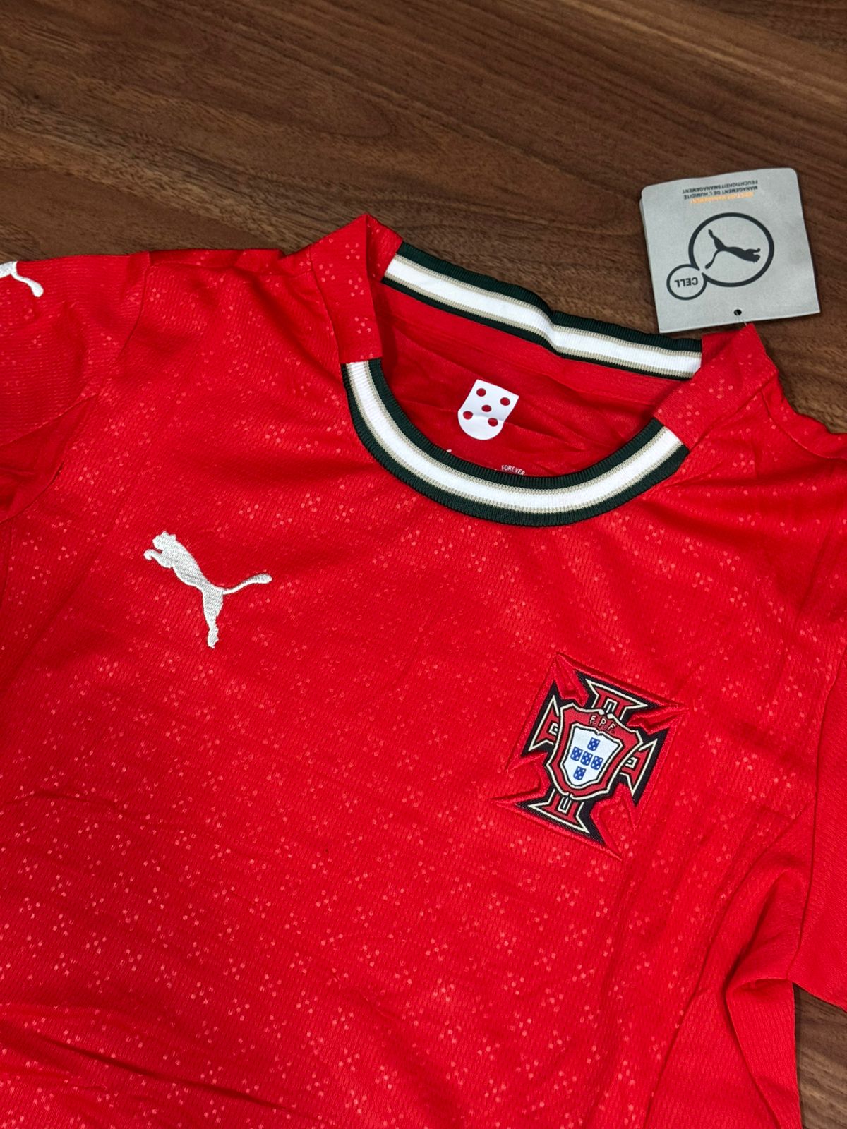 Conjunto Infantil Portugal 2025 Puma Vermelha
