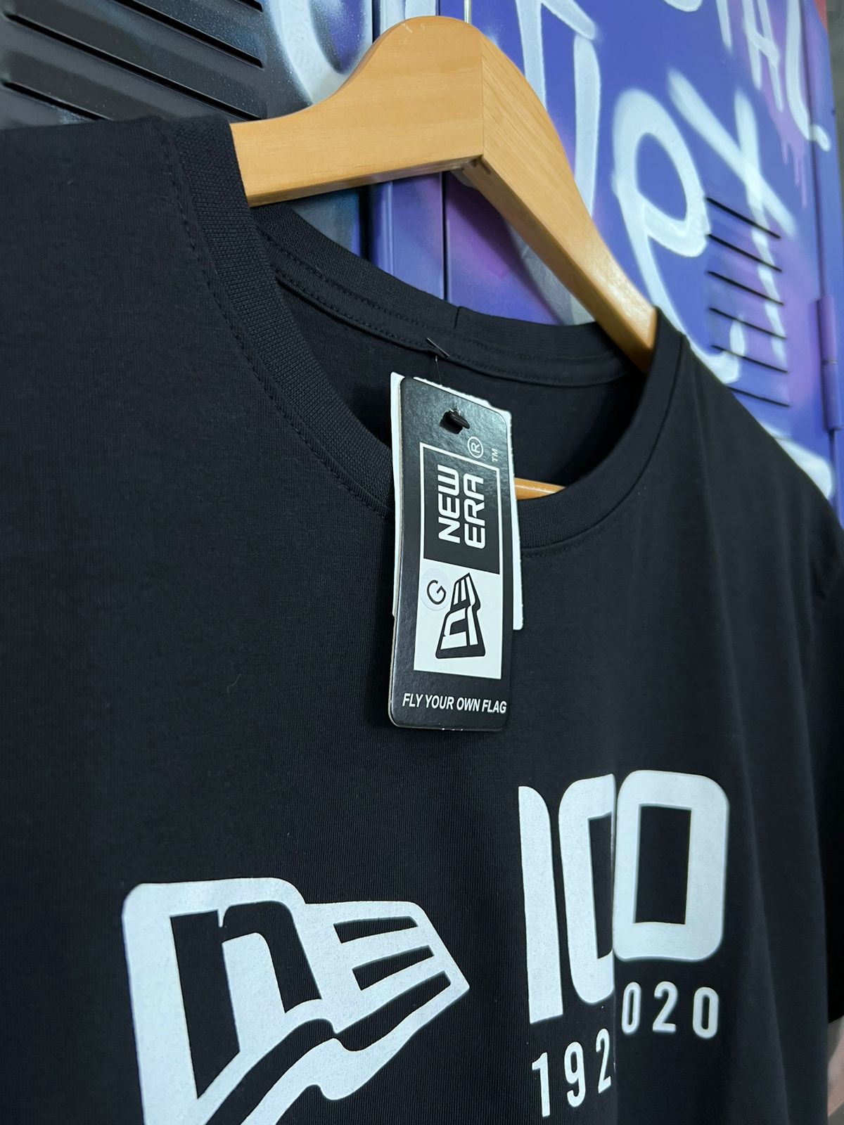 Camiseta New Era Preto