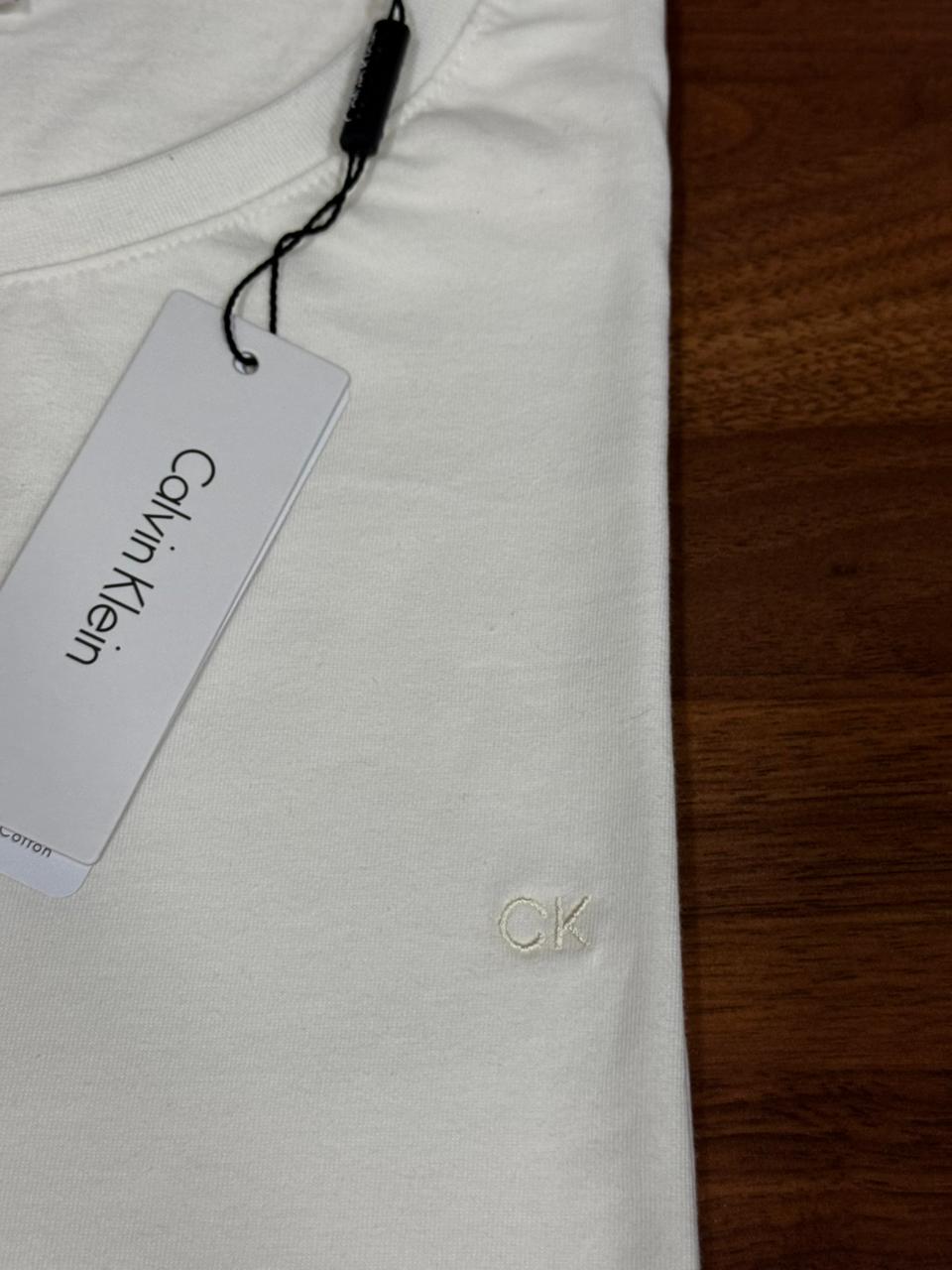 Camiseta Seda Pima Calvin Klein Off white