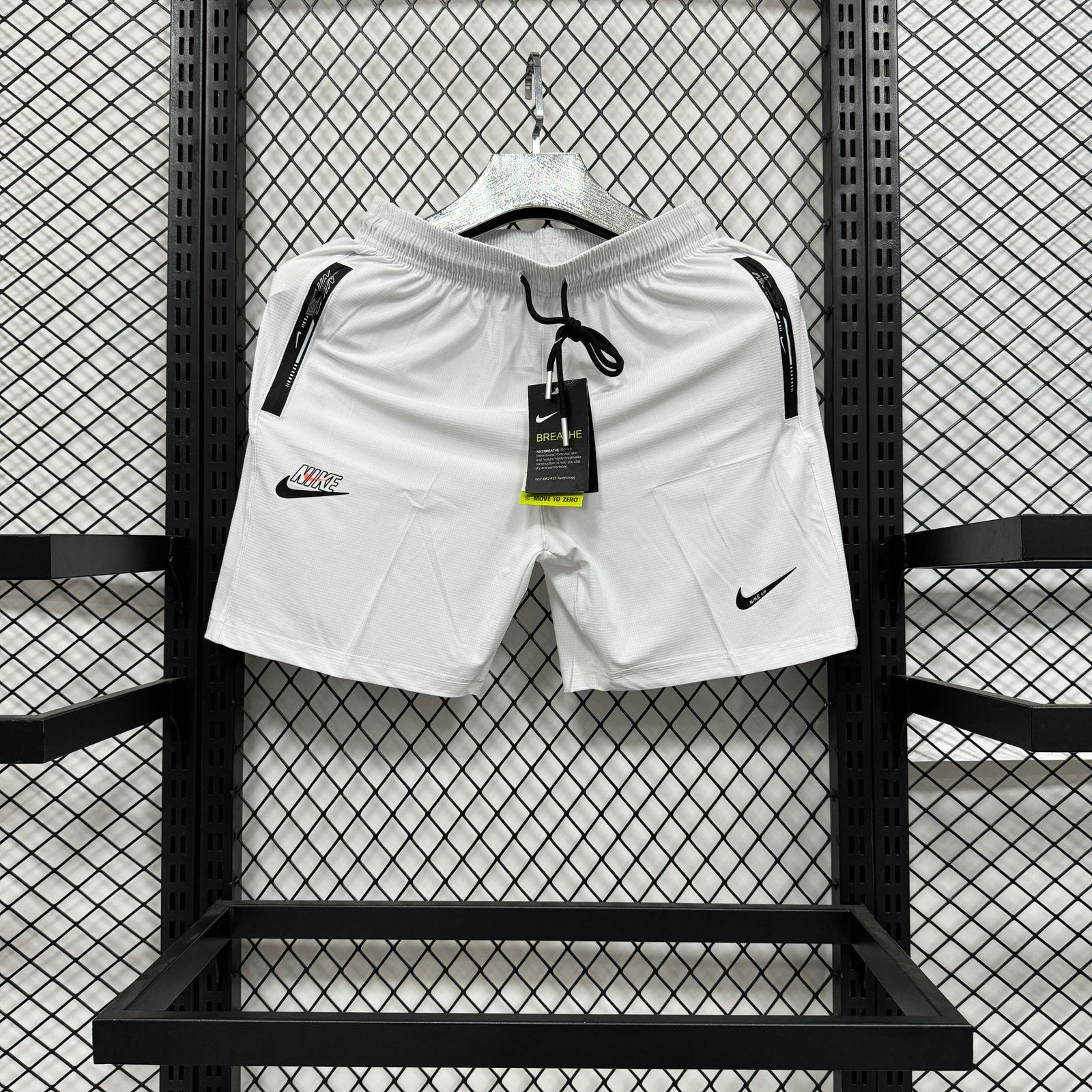 Bermuda Importada Nike Branco